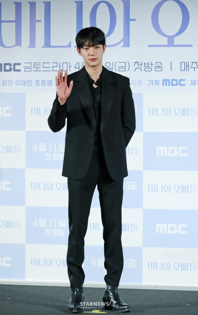 SM에서 신경써서 밀어주고 있는 것 같은 배우 | 인스티즈