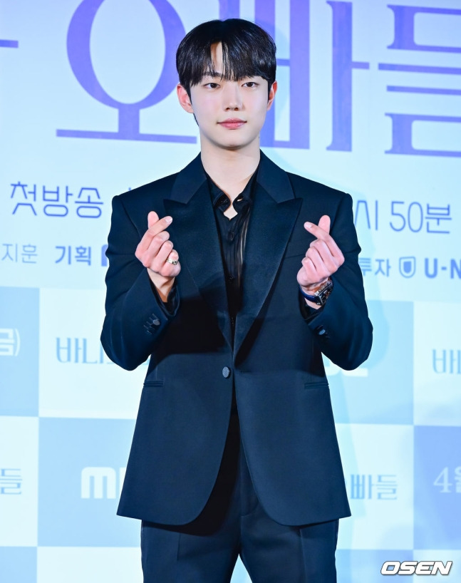 SM에서 신경써서 밀어주고 있는 것 같은 배우 | 인스티즈