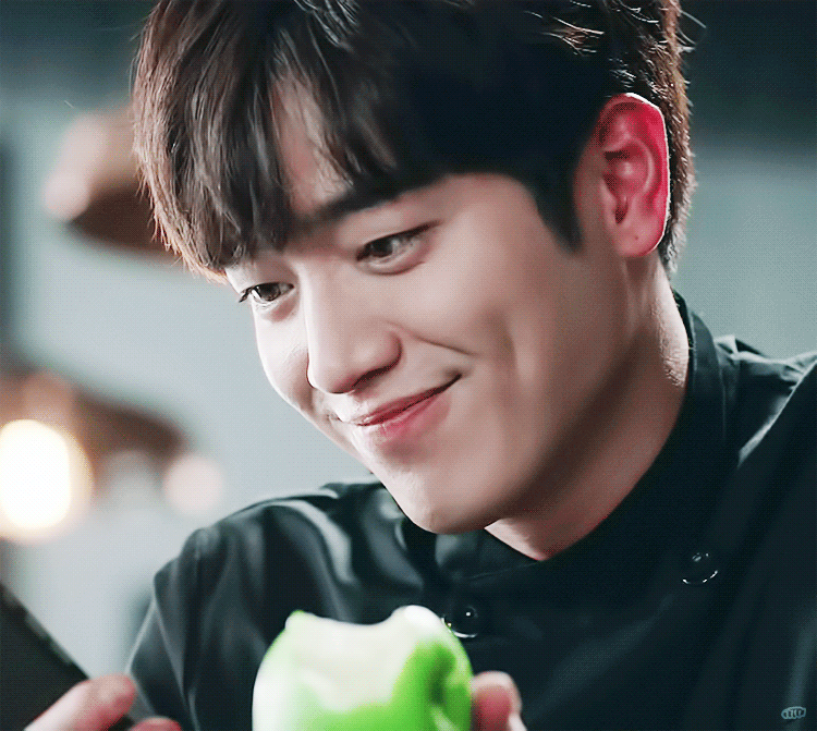 중국에서 방영 도중에 실시간 규제먹고 종영된 BL 드라마 스토리.gif | 인스티즈