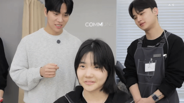 지나가는 할아버지가 기침하다 뱉은 껌이 머리에 붙었는데 미용사가 머리를 이상하게 잘라버려 속상한 중학생ㅠㅠ | 인스티즈