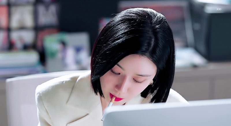 너네는 이거 뭐임 기가 쎈 연상의 여자한테 상냥하게 혼나기 vs 기가 쎈 연상의 여자가 나한테만 혼나기 | 인스티즈