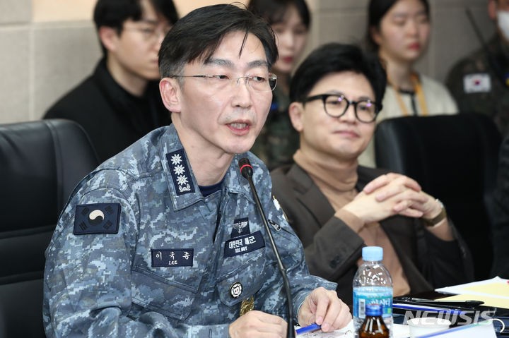 "입만 터는 문과놈들이 해 먹는 나라"…이국종, 강연서 작심발언 | 인스티즈