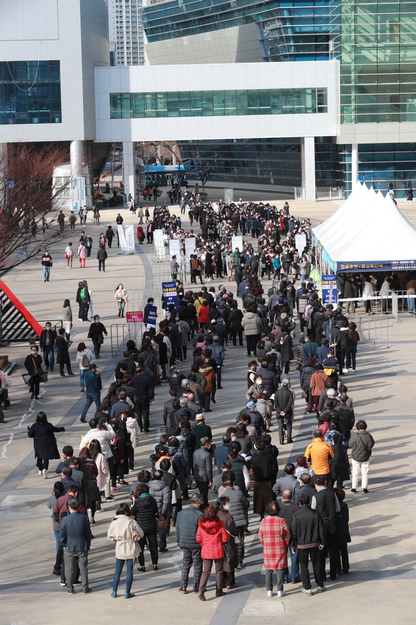  너무 힘들고 사람이 싫어질 것 같았던 콘서트 스탠딩 후기