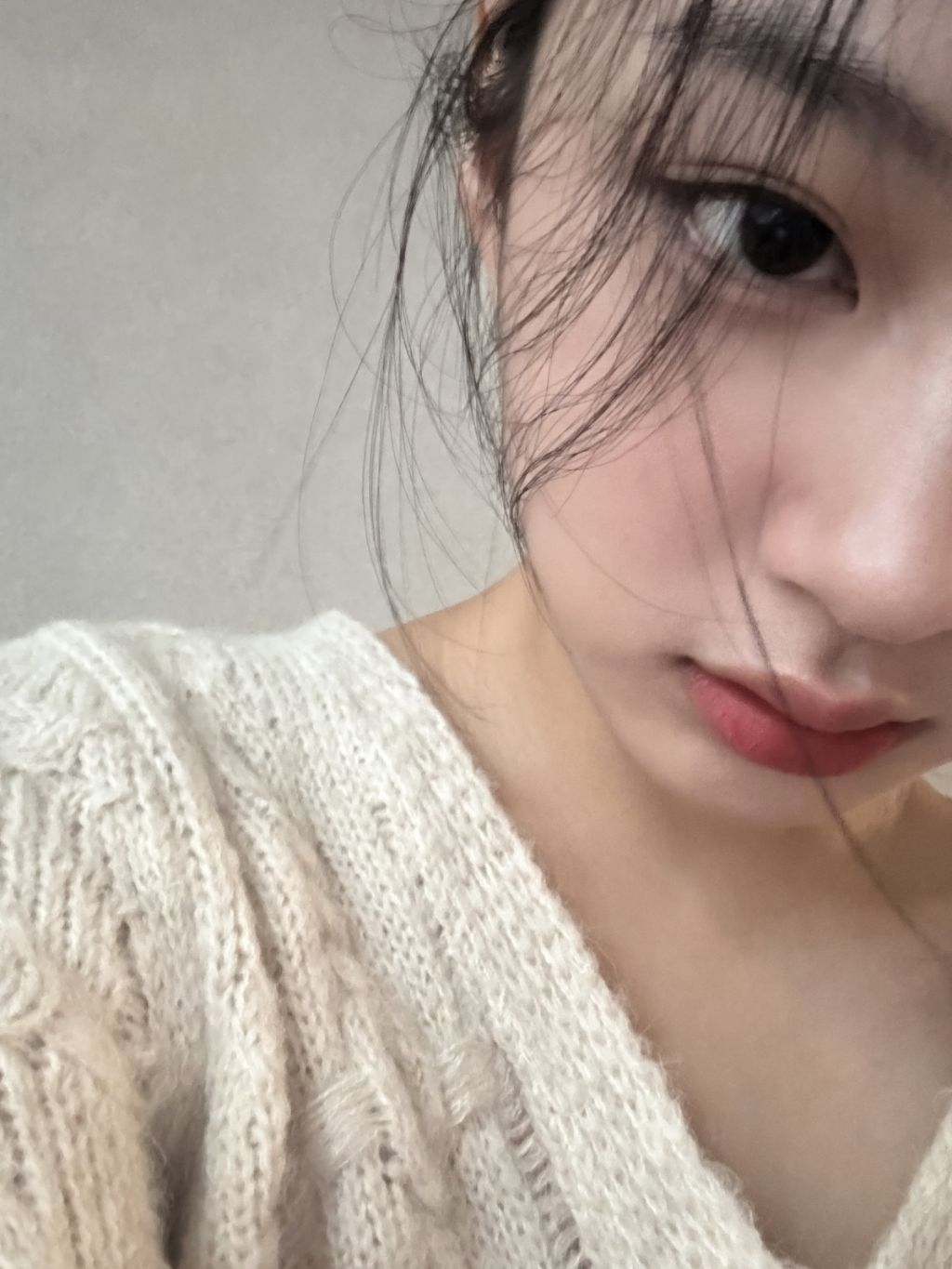 오늘 키키 키야가 셀프로 했다는 뽀용 메이크업 | 인스티즈