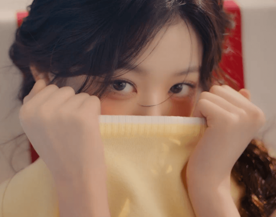  여름의 상식을 바꾸는 장원영.gif
