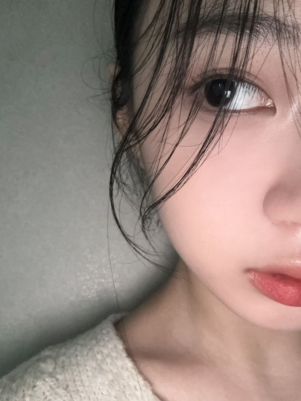 오늘 키키 키야가 셀프로 했다는 뽀용 메이크업 | 인스티즈