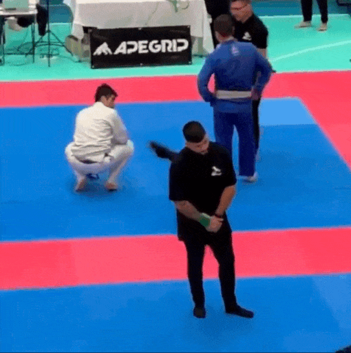 하지마 괴롭히지마.gif