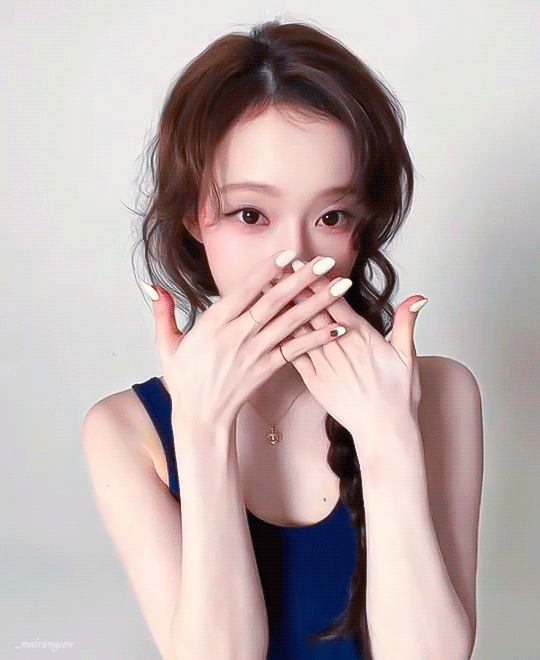 입술 박치기 함 조지자는 윈터 .mp4 | 인스티즈