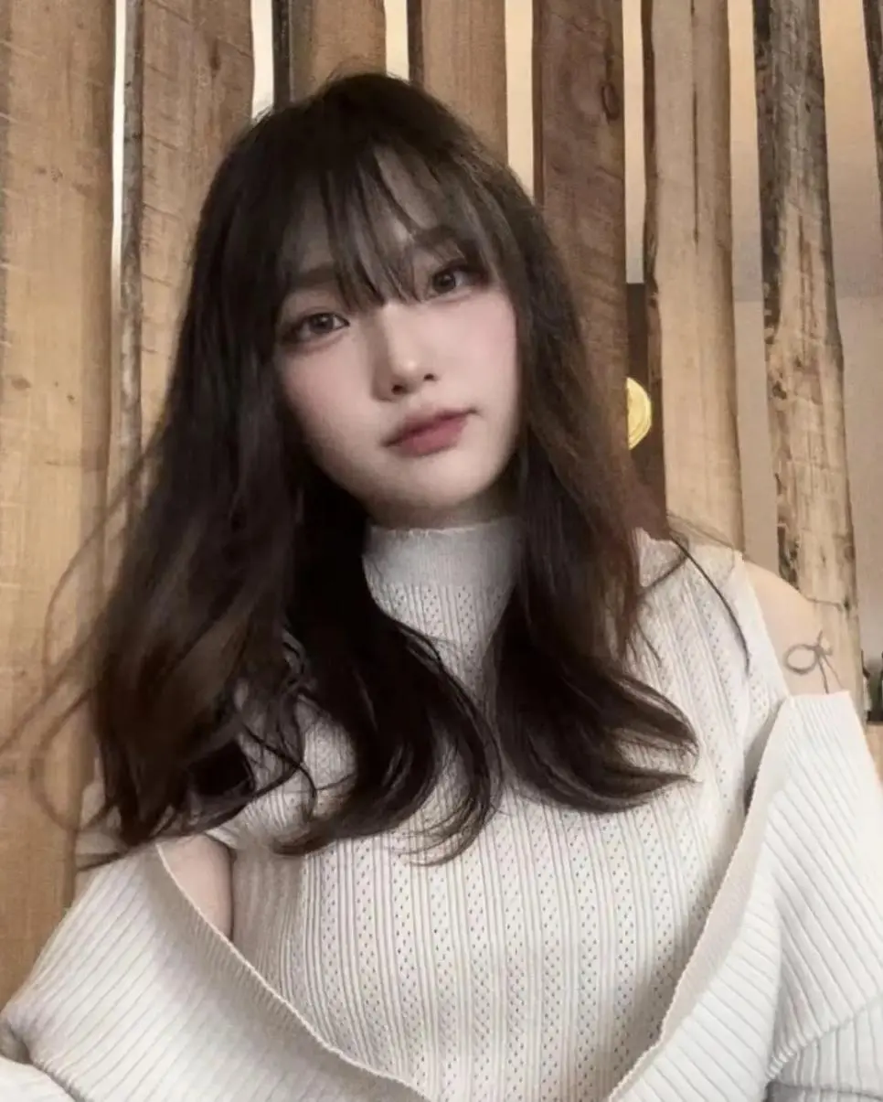 성인툰 작가 실물 | 인스티즈