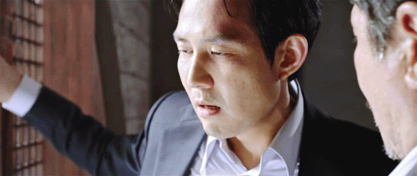 개봉하자마자 남자 관객들 사이에서는 신드롬급이었던 영화 | 인스티즈