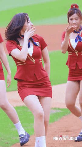 빨강 승무원 유니폼 하지원 치어리더.gif | 인스티즈