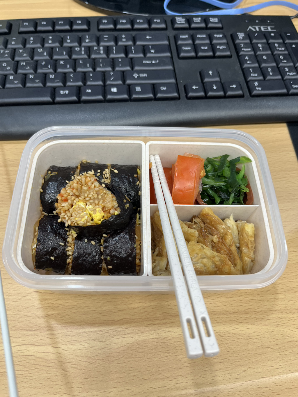 도시락 챙겨다니는 달글이 도시락 재료를 통일하면 생기는 일 | 인스티즈