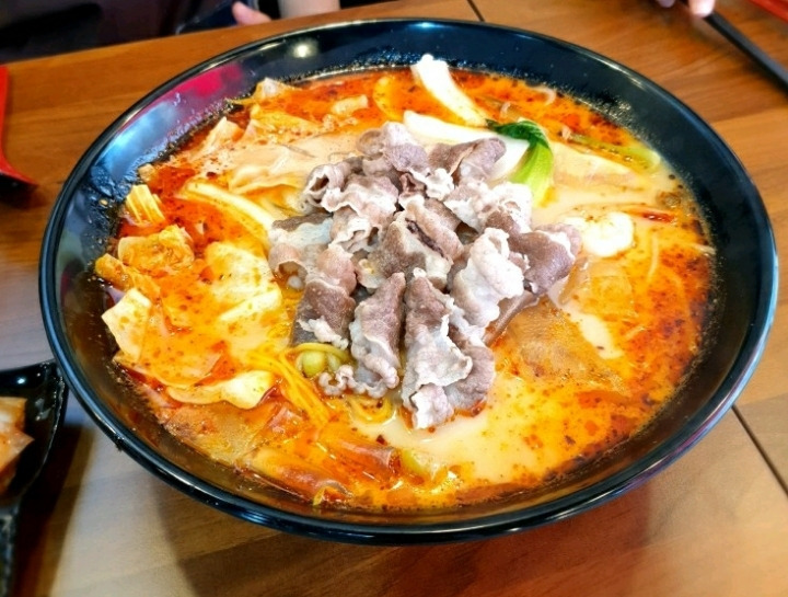 유행이 한참 지났지만 아직도 뚝심있게 안 먹어본 음식은? | 인스티즈