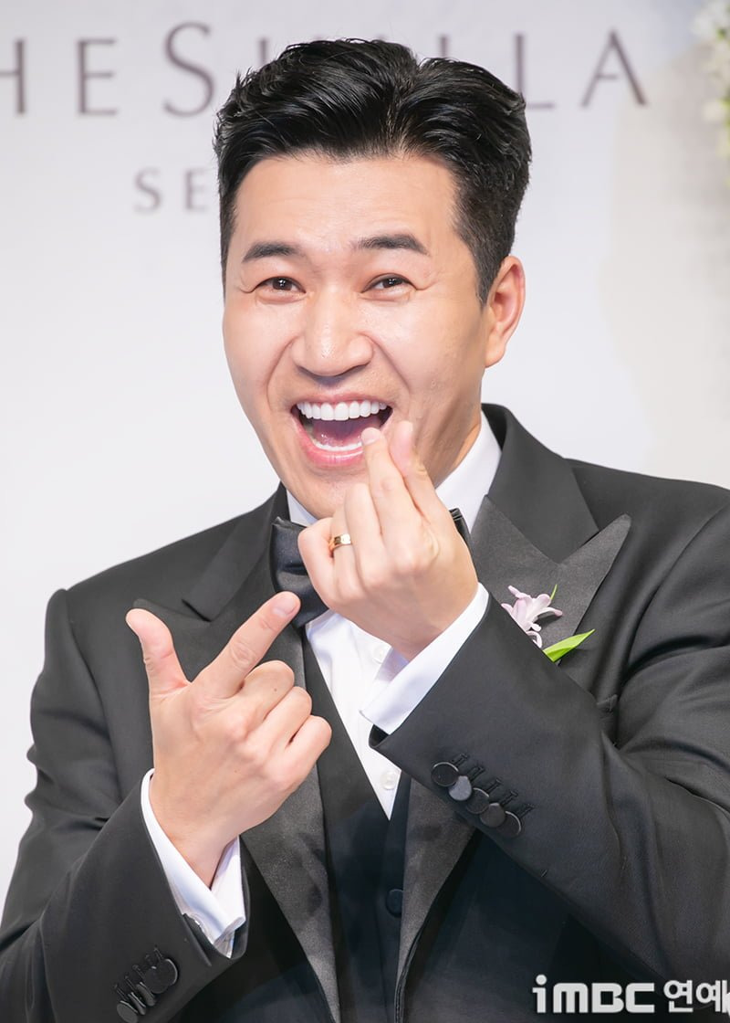 오늘 결혼한 김종민 | 인스티즈