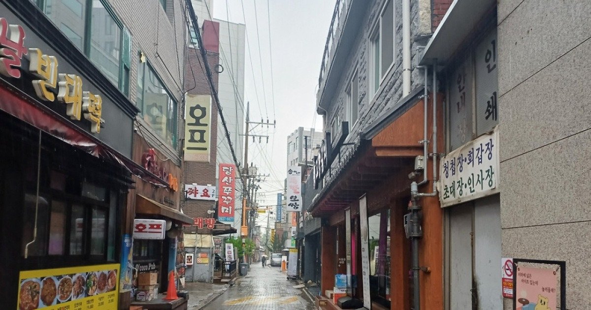 [르포] "매출 절반이 인건비…또 오르겠네요" 사장님들 한숨 '푹' | 인스티즈