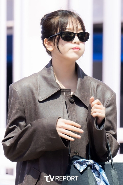 오늘 안유진 일본 출국 기사사진jpg | 인스티즈