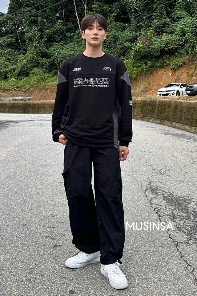 데뷔 전 무신사 스냅 모델로 활동했었다는 아이돌...jpg | 인스티즈