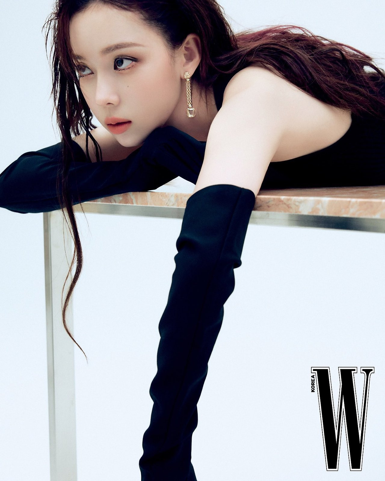 윈터 더블유 코리아 화보jpg | 인스티즈