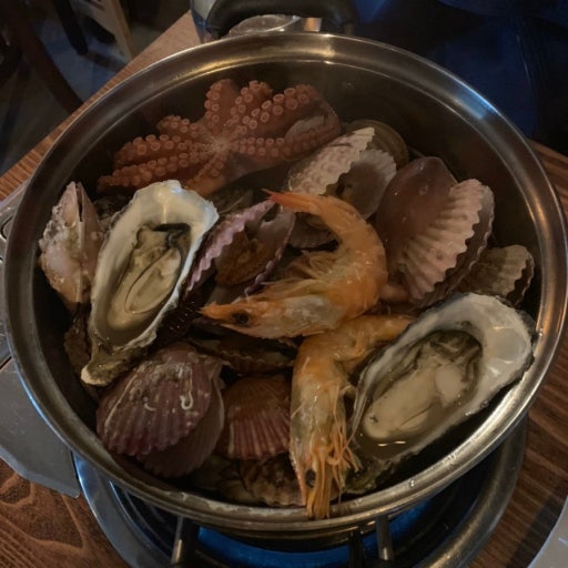 30대 이상만 입장 가능하다는 홍대 동교해물 | 인스티즈
