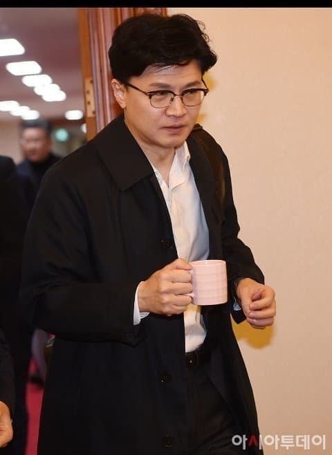 한동훈 탈덕러(찐임)들이 찾아냈던 조국 손민수하는 한동훈 | 인스티즈