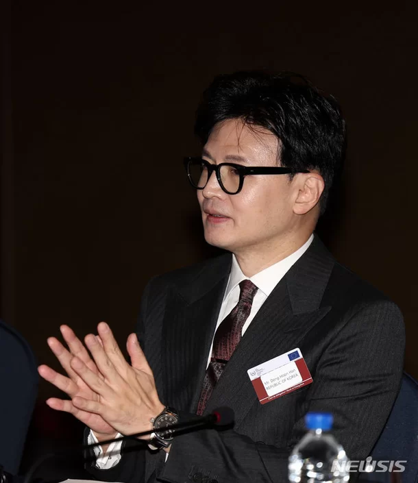 한동훈 탈덕러(찐임)들이 찾아냈던 조국 손민수하는 한동훈 | 인스티즈