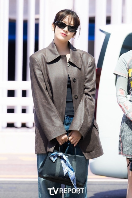 오늘 안유진 일본 출국 기사사진jpg | 인스티즈