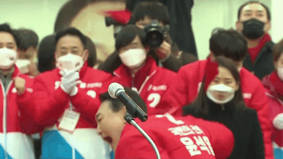 이준석 "이재명의 발차기는 윤석열 어퍼컷에 초조함을 느껴서 무리수 둔 것" | 인스티즈