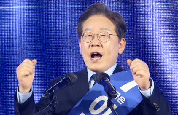 이재명 "장애가 발목 잡지 않는 나라 만들 것…도구로 써 달라 | 인스티즈