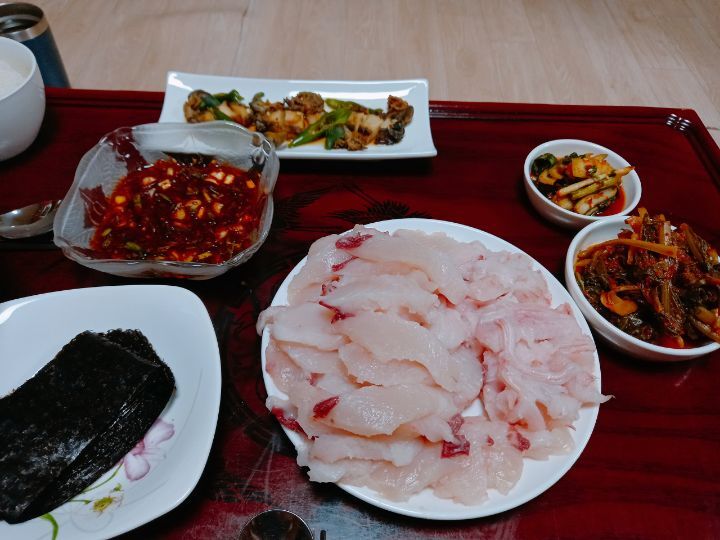  바닷가여시의 밥상