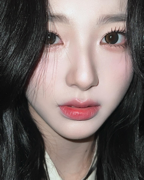  여자한테 번따 당했다는 여돌 두명
