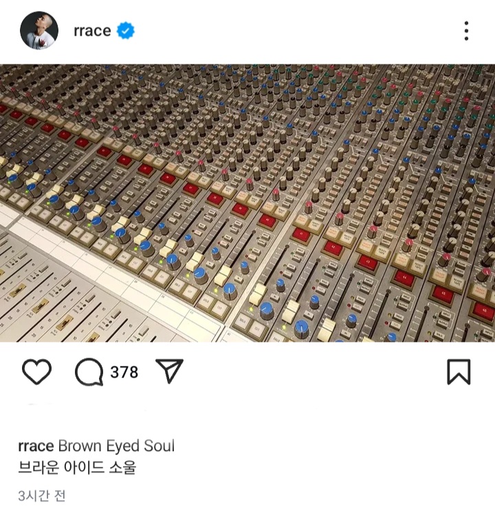  브아솔 예고(?) 올린 나얼 인스타그램.jpg1