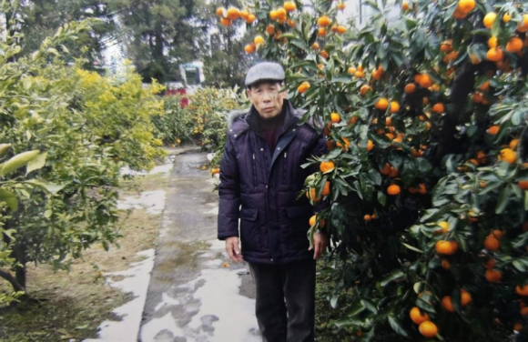 비 새는 마을회관 지붕 수리하다 추락…70대 가장, 3명 살리고 하늘로 | 인스티즈