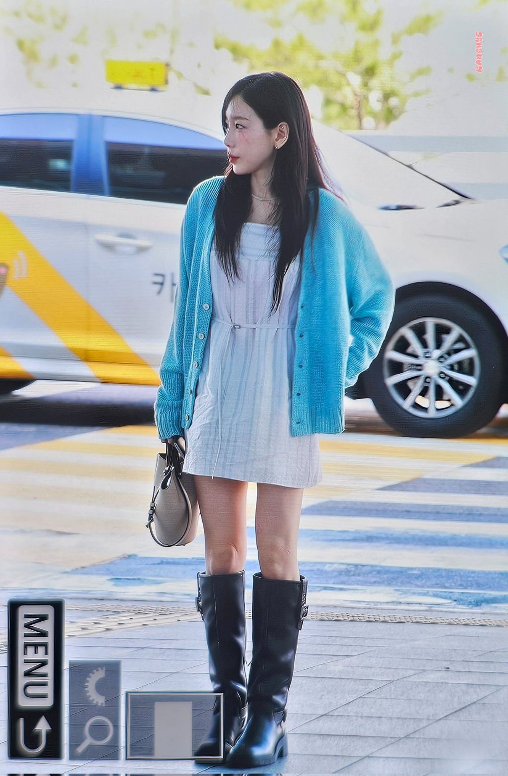 오늘자 태연 출국 사진 | 인스티즈