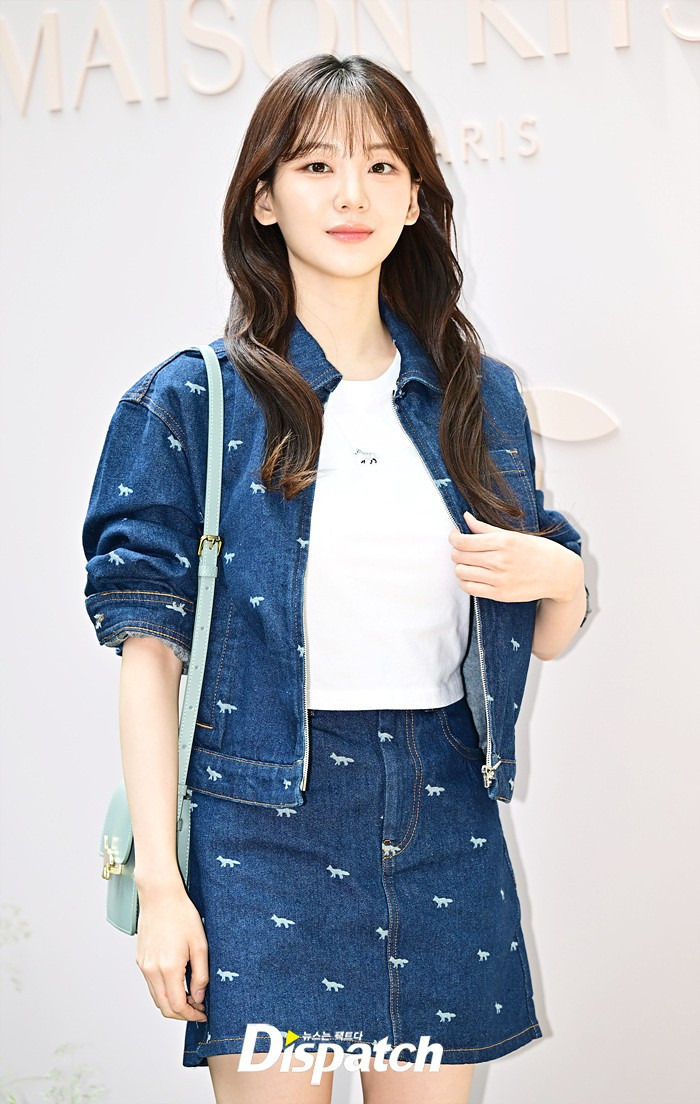 오늘자 메종 키츠네 행사에서 에스파 지젤, 조이현, 신시아.jpg | 인스티즈