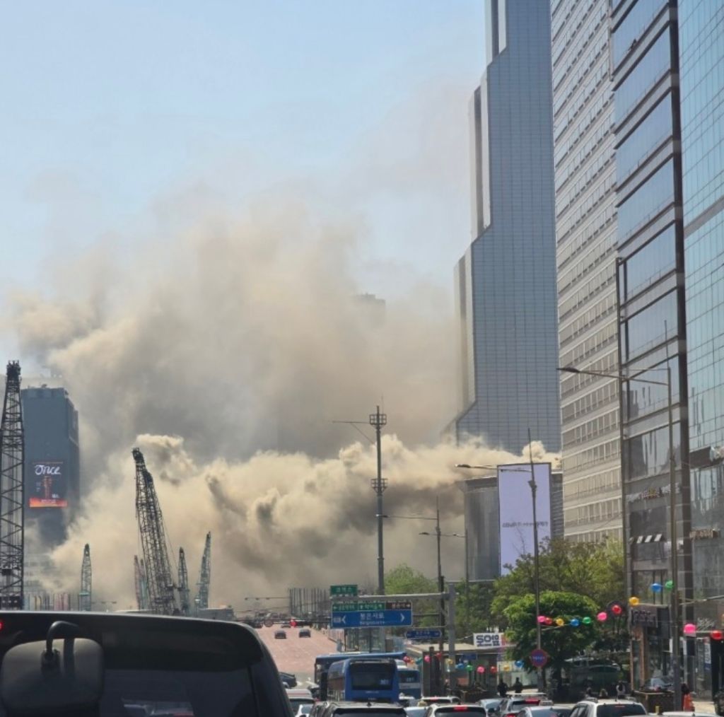 불이 크게 난 코엑스 (+화재진압완료) | 인스티즈