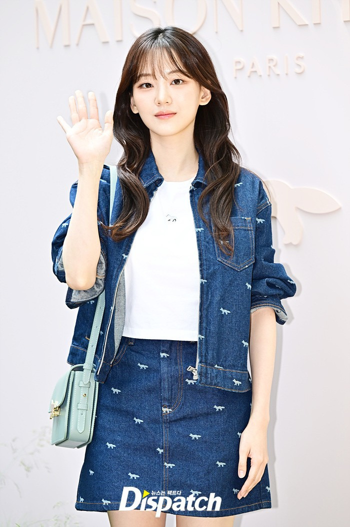 오늘자 메종 키츠네 행사에서 에스파 지젤, 조이현, 신시아.jpg | 인스티즈