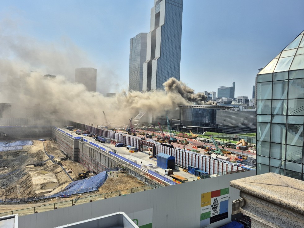  현재 불이 크게 난 코엑스