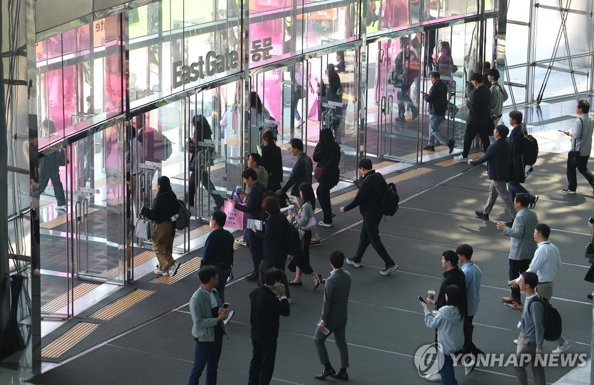서울 코엑스 식당서 화재…30여분만 큰 불길 잡아(종합) | 인스티즈