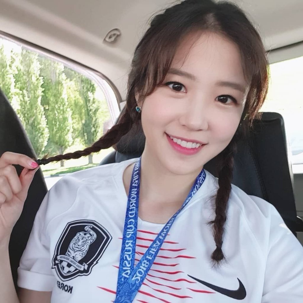 장예원 아나운서가 SNS에 댓글달정도로 좋아한다 고백한 아이돌.ytb | 인스티즈