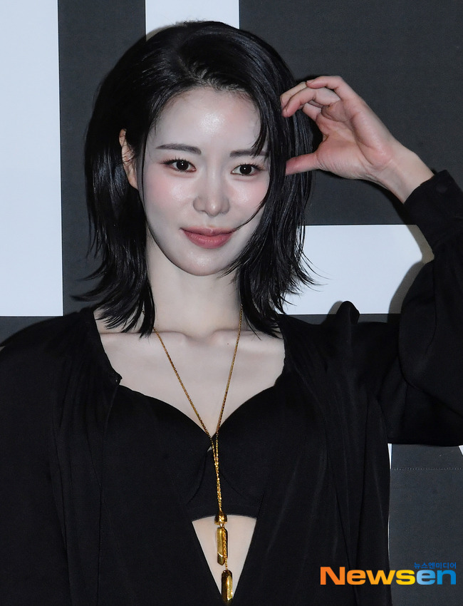 마리끌레르영화제 개막식에서 탕웨이, 배두나, 임지연, 김도연.jpg | 인스티즈