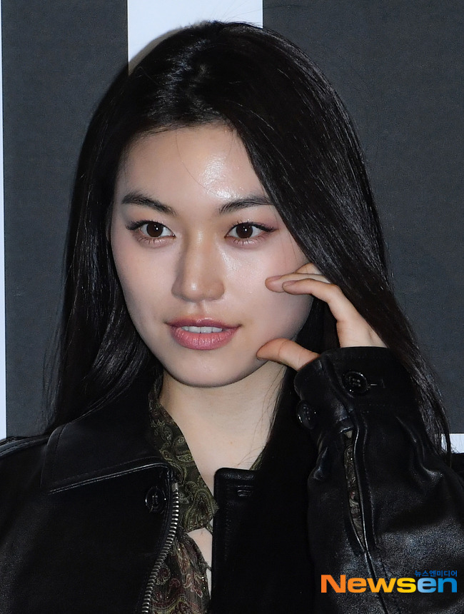 마리끌레르영화제 개막식에서 탕웨이, 배두나, 임지연, 김도연.jpg | 인스티즈