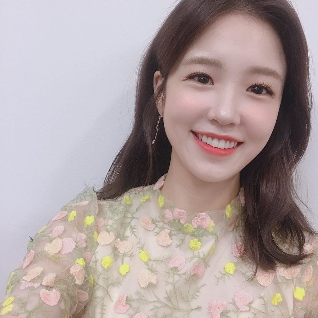 장예원 아나운서가 SNS에 댓글달정도로 좋아한다 고백한 아이돌.ytb | 인스티즈