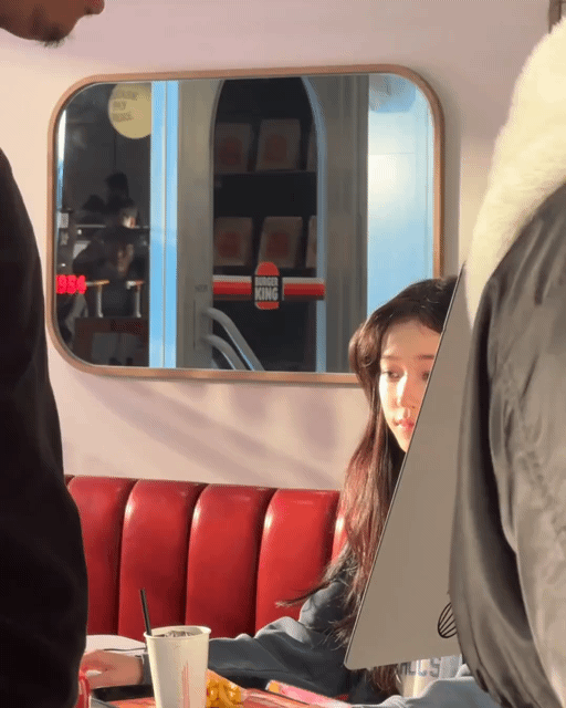 버거킹 모델 배우 노윤서 근황.jpgif | 인스티즈