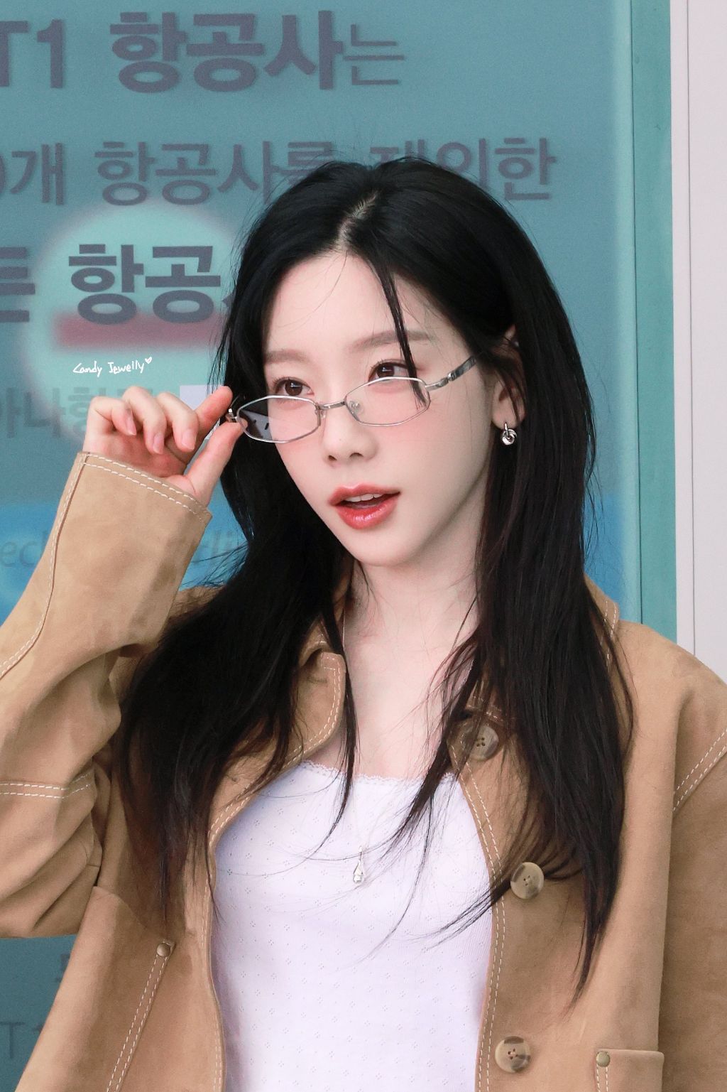  소녀시대 태연 최근 반응 좋았던 공항 출국룩들3