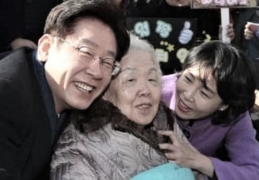 이재명 "잘했지요? 칭찬받고 싶어요." | 인스티즈