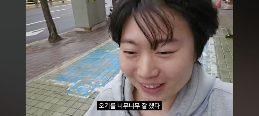 히키에서 알바N번 짤려도보고 카페알바 잘해보려고 내돈내산 라떼아트 배우러갔다가 본사에 초대받은 유투버 | 인스티즈