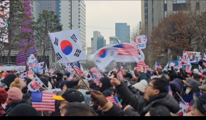 한국사람들은 왜 이렇게 열광적으로 미국을 좋아해? | 인스티즈