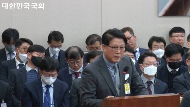 누군가 민영화의 미래를 묻거든 고개를 들어 통신 3사를 보게 하라 | 인스티즈