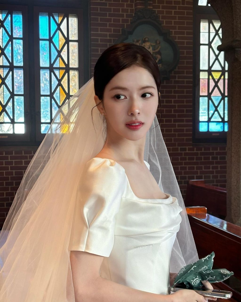  웨딩드레스 입은 배우 노정의