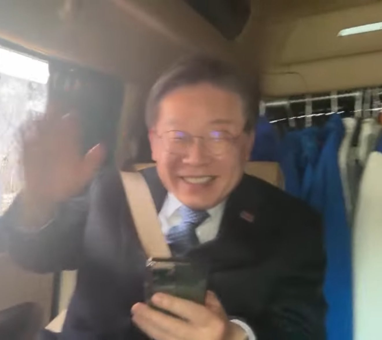 이재명은 명랑한 사람이다 🤓 근데 이제 발랄함을 곁들인 | 인스티즈